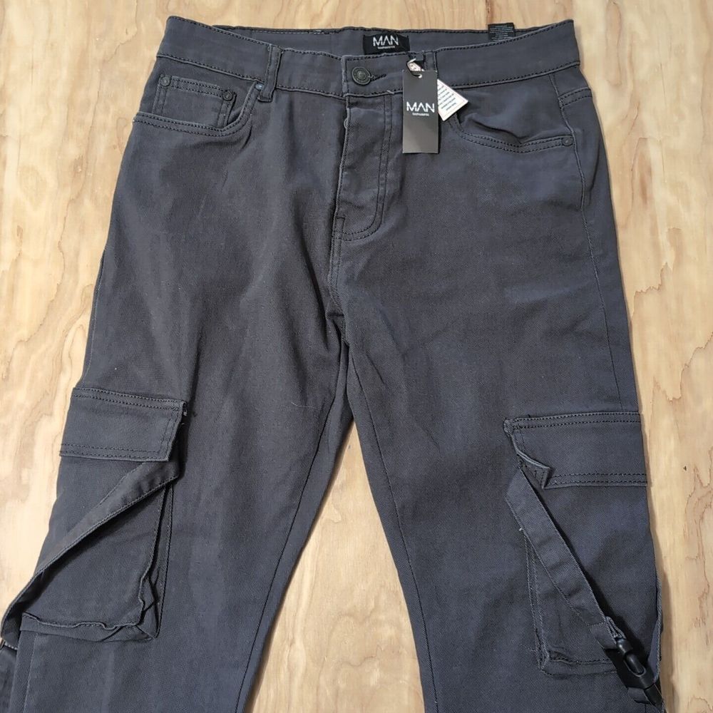 NEW Boohoo MAN Men's Gray Twill Cargo Pants Pockets Stretch Clips 31x36"‎ Tall